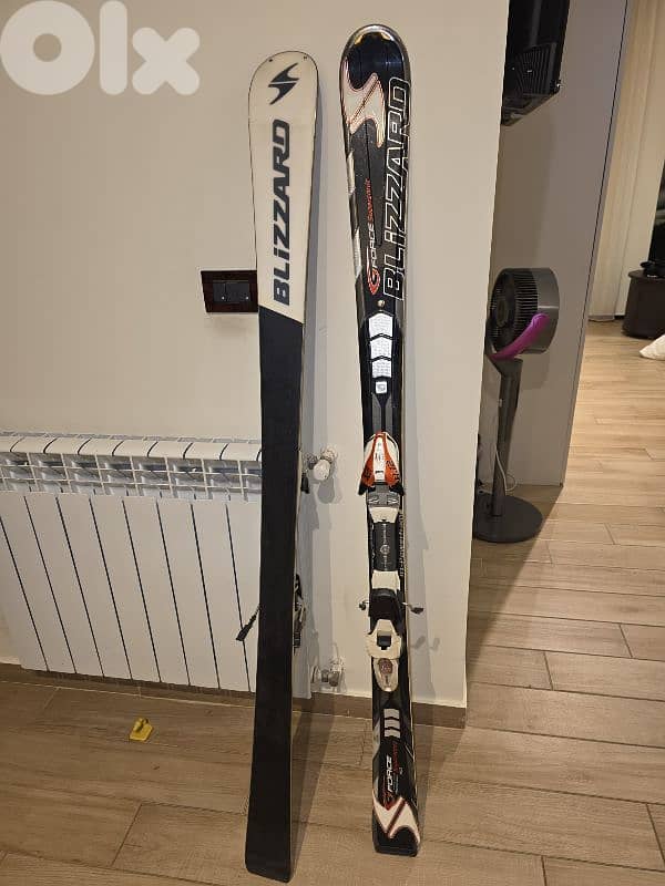 Blizzard G Force supersonic 160cm length 72cm underfoot. . 1