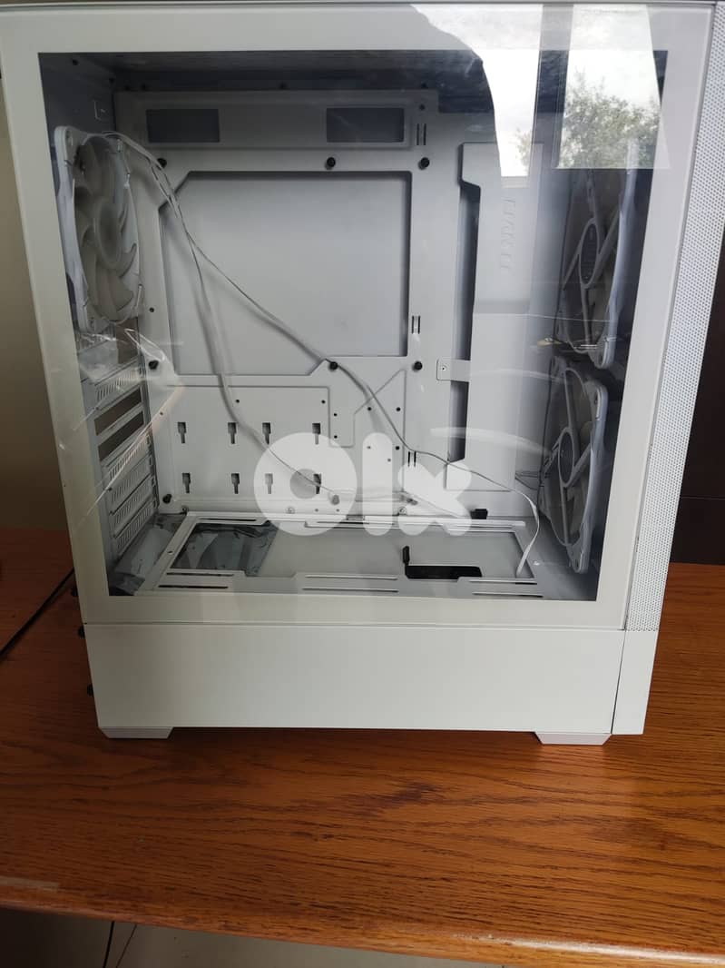 EMPTY LANCOOL 205 Mesh C White ARGB Mid-Tower Case 0