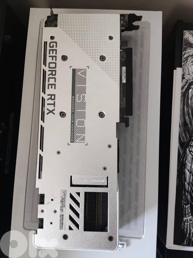 Gigabyte GeForce RTX 3070 VISION 8G (WHITE/SILVER) 0