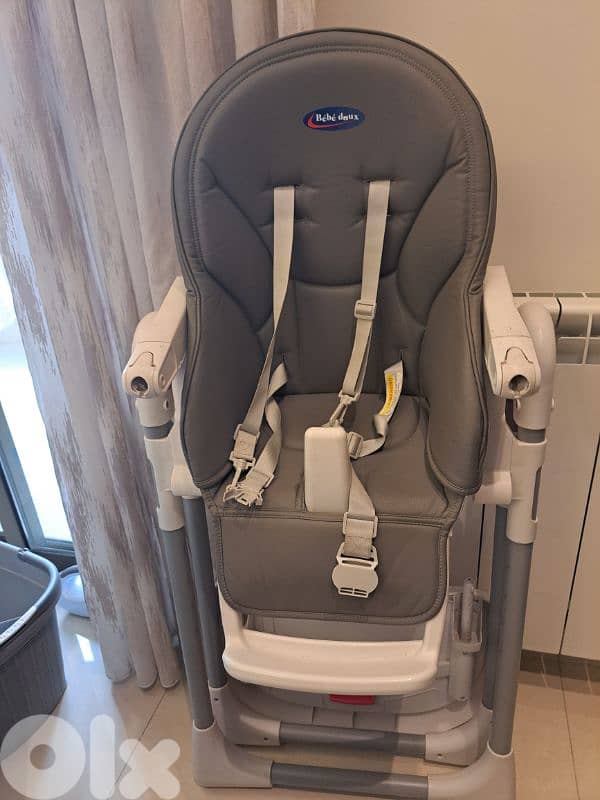 eating chair/ high chair 0