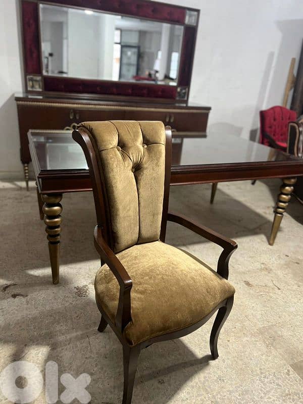 اوضة سفرة ملكية خشب زان ولاتي كلا ملبسة قشر 9