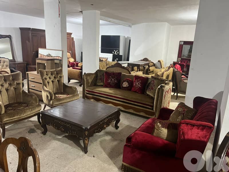 طقم كنبايات ملكي خشب زان اربع قطع وطاولة 8