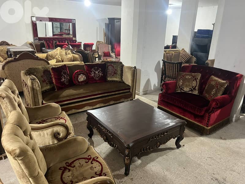 طقم كنبايات ملكي خشب زان اربع قطع وطاولة 11