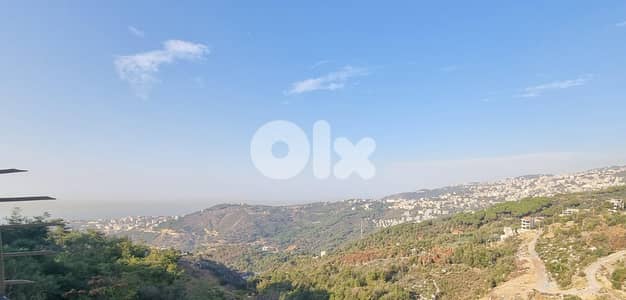 Apartment For Sale In Cornet El Hamra - شقة للبيع في قرنة الحمرا