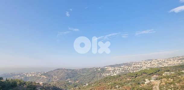 Apartment For Sale In Cornet El Hamra - شقة للبيع في قرنة الحمراء