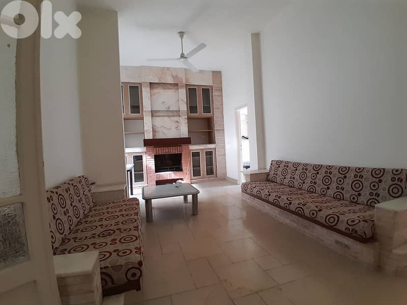 Ain El Remmaneh/Great Deal Apartment for sale - عين الرمانة/ شقة للبيع 0