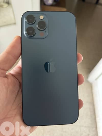 Iphone 12 Por Max 256GB in great condition like new!