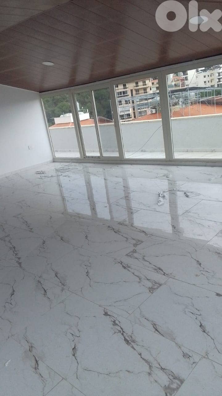 للأجار شقة جديدة  3  نوم بشامون المدارس تبعد دقبقتين عن مدرسة بيروت 0