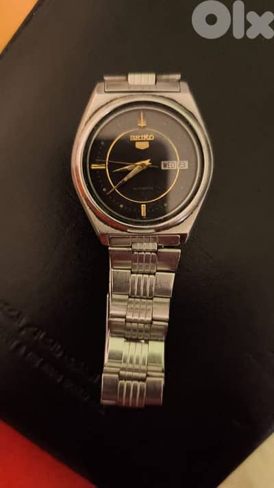 Vintage Seiko 5 watch