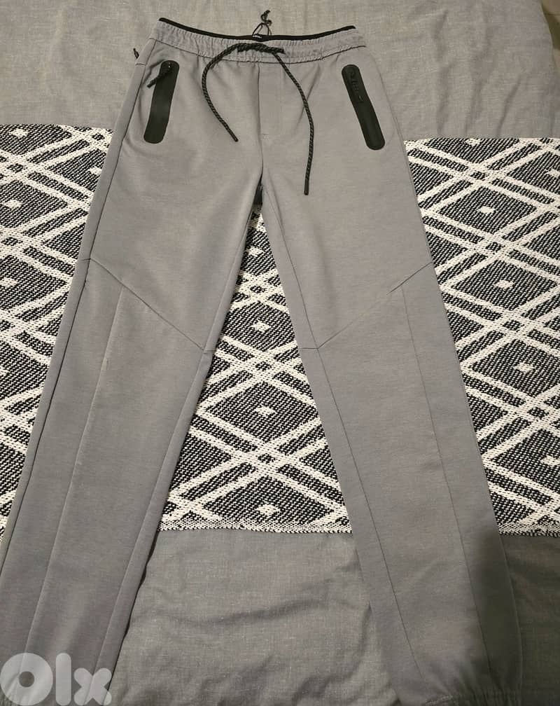 2 pants pull and bear and lc waikiki new size xs 0