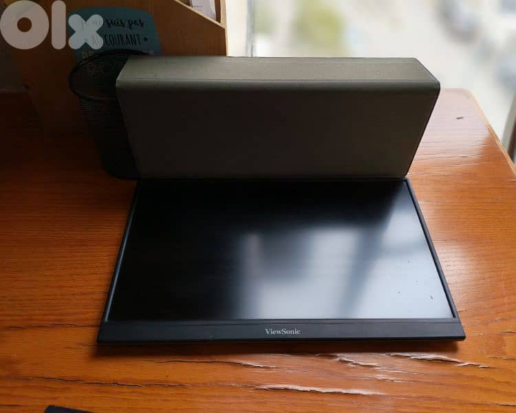 Dell Inspiron 15 core i5 & Portable Monitor 0