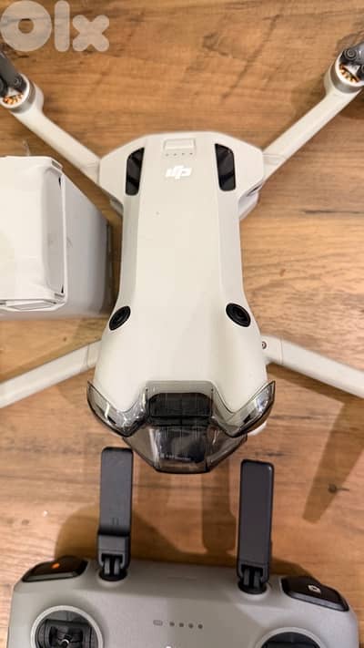 DJI MINI 4 pro flymore combo plus 45 mins