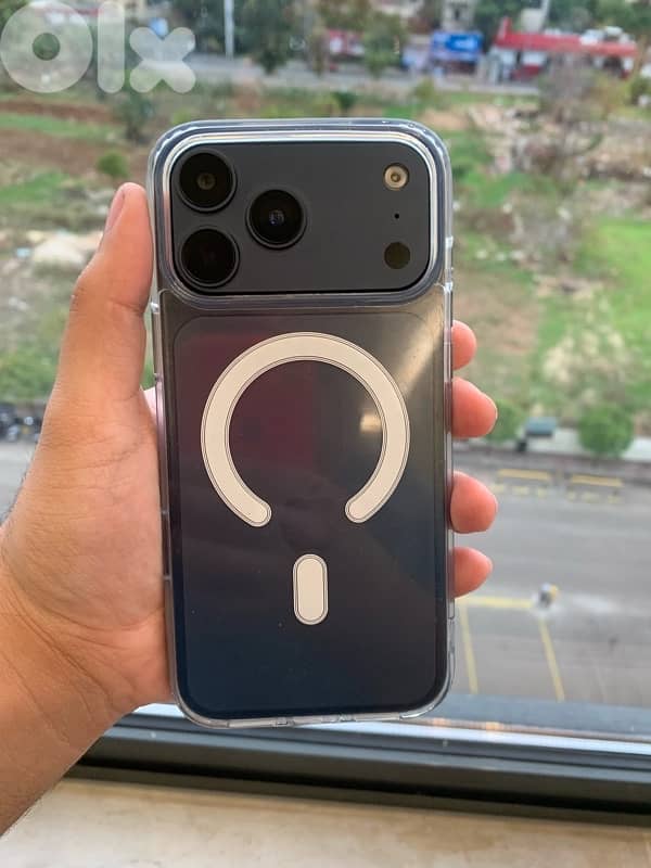 أيفون 17 Pro max جيغا 512 مستعمل كتير نضيف مع علبتو السعر 200$ 6