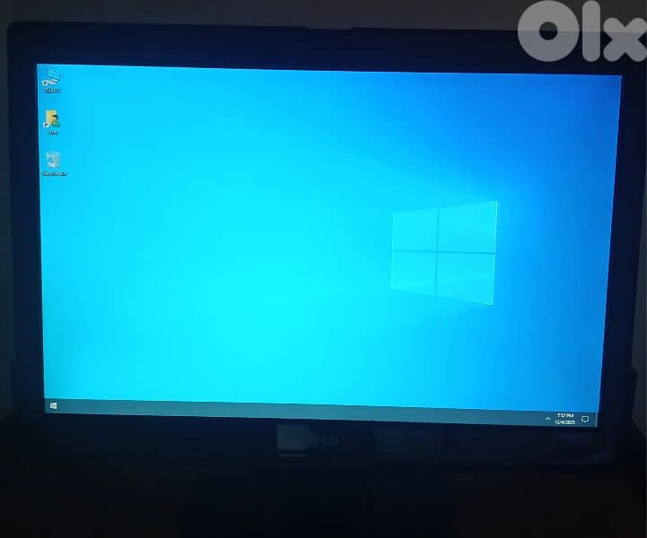 desktop computer new . . . 3