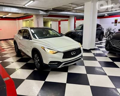 Infiniti Qx 30 AWD Luxe