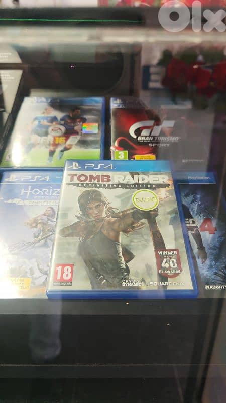 PlayStation 4 slim for Sale – Excellent Condition 1