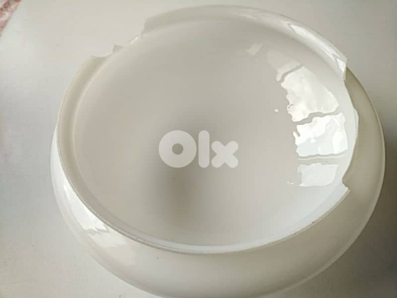 Old globe (broken from down side) - Not Negotiable 1