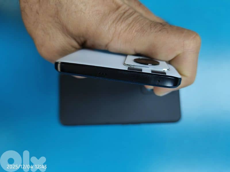 Realme GT Neo 3 256/12 ram like new 3