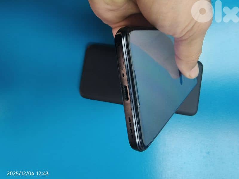 Realme GT Neo 3 256/12 ram like new 5