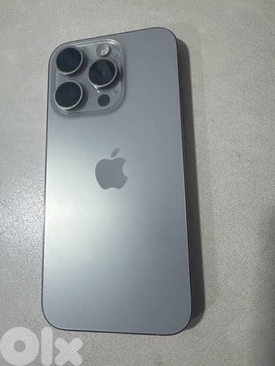 15 pro 256 battery 90%