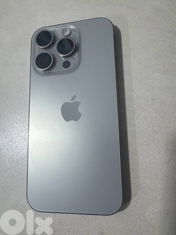 15 pro 256 battery 90% 0