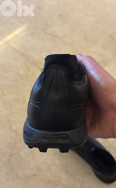 adidas Predator League TF - Black 3