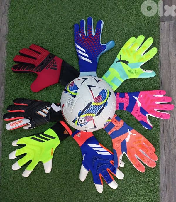 football and gloves shoes original glove football  كفوف كرة قدم حارس 6