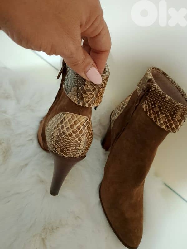 اسكربينة كامل بنية وجلد اصلي 0