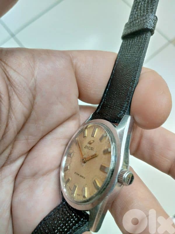 5 vintage Swiss watches manual movement all for 125$ 6