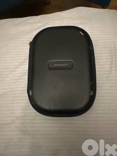 BOSE QC35 Noise canceling headphones