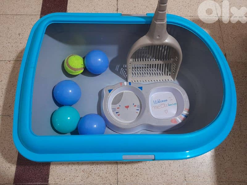 ليتر بوكس مع رفش والعاب وصحن اكل 0