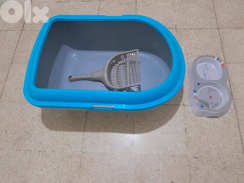 ليتر بوكس مع رفش والعاب وصحن اكل 2