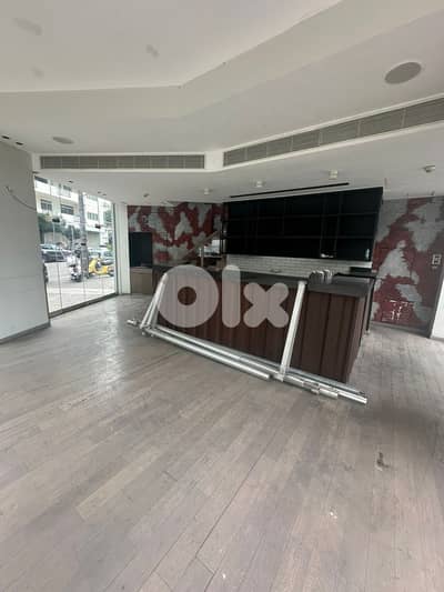 Spacious Restaurant For Rent In Verdun | Central Location