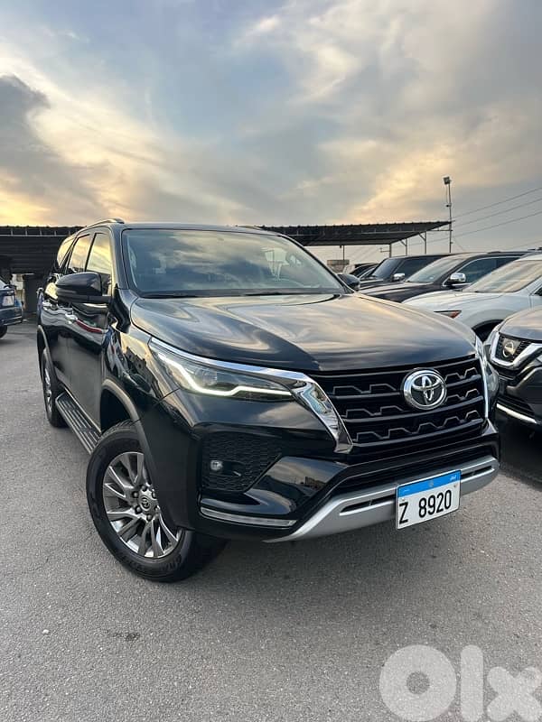 Toyota Fortuner 2022 0