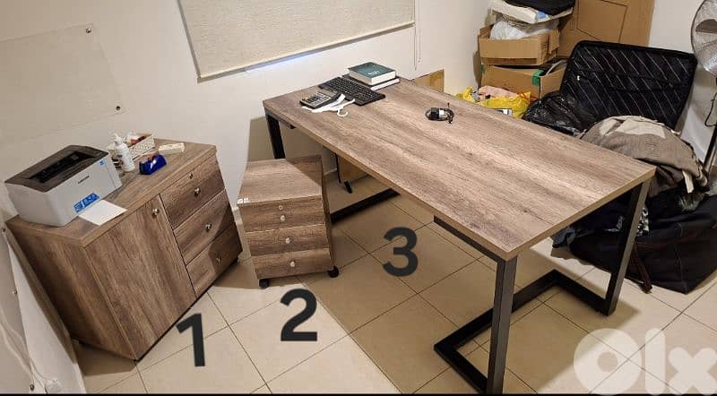 مكتب خشب 0