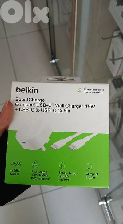 Belkin Boostcharge compact usb-c wall charger 45w 3pin charger white