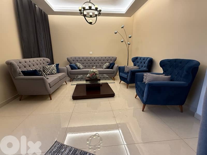 صالون جديد للبيع – غير مستعمل (بدون طاولة) Brand new living room set 0