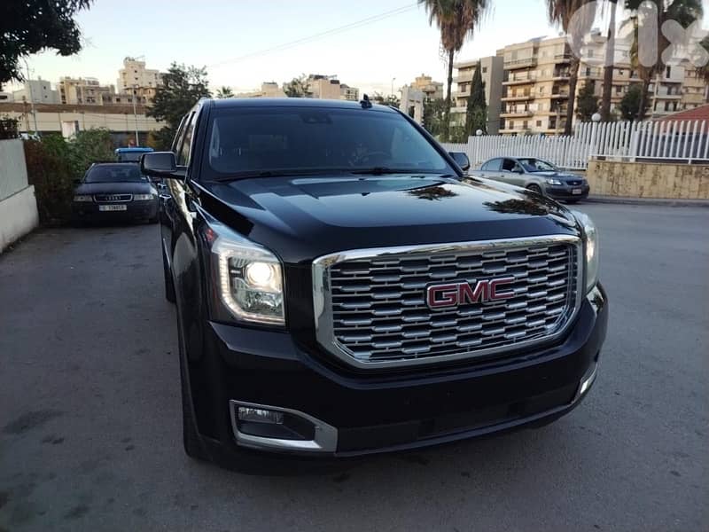 GMC Yukon 2018 Denali 0