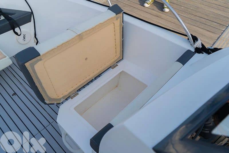 silver craft fishing boat 10