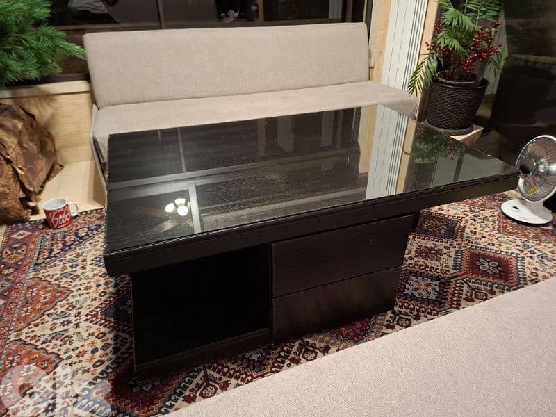 طاولة خشب 120cm/80cm مع ازازي 2