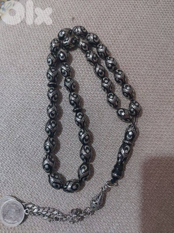 مسبحة يسر قديمة 0