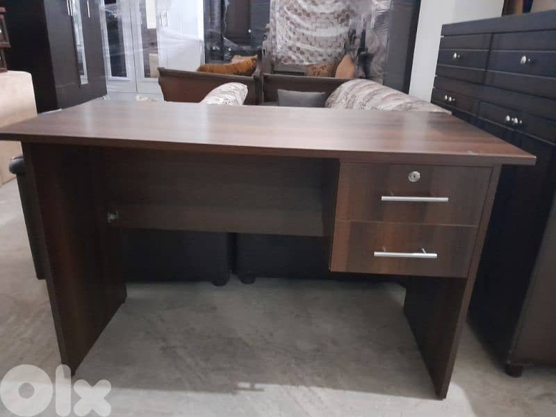 مكتب خشب 0