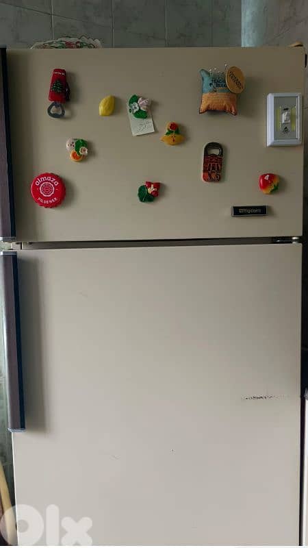 Refrigerator 0