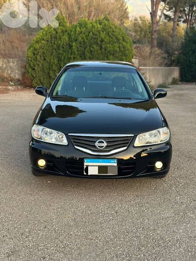 Nissan Sunny 2012