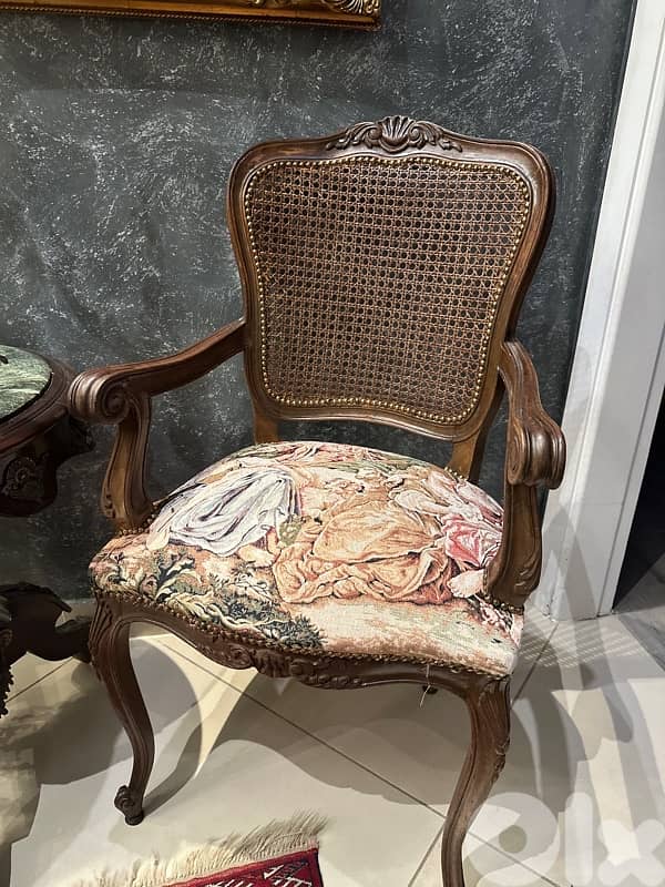 2berjer and table marble auntique 5