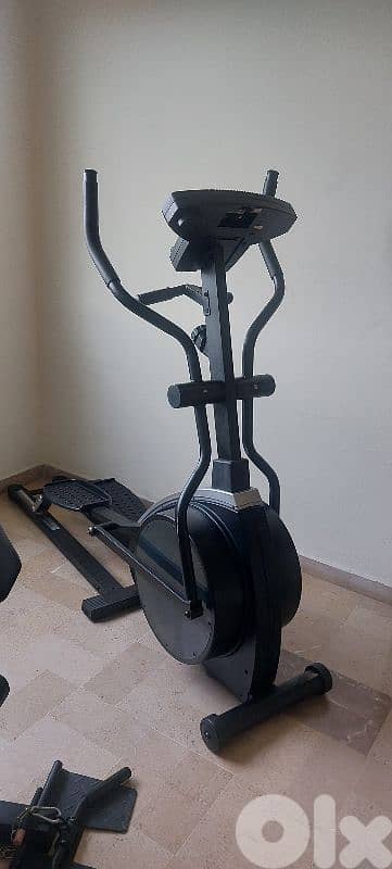 V max elleptical like new