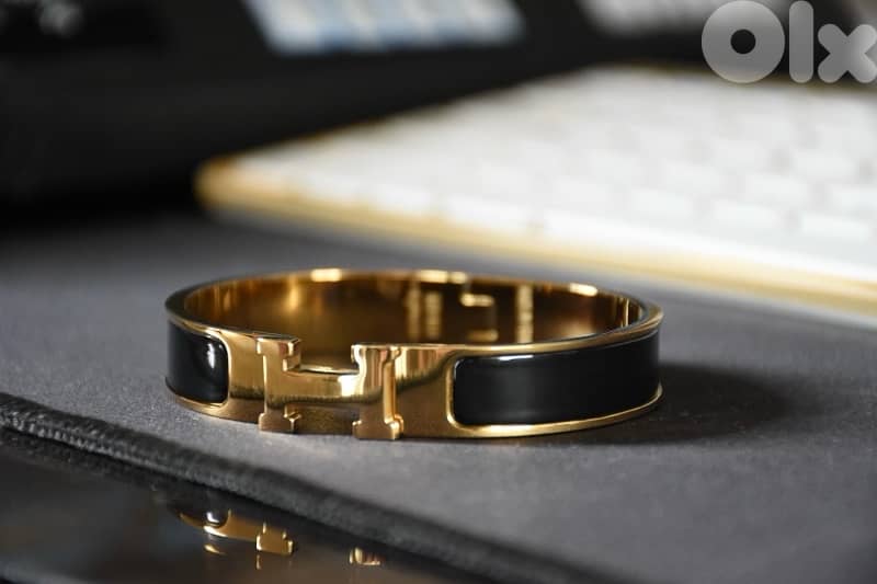 H bracelet copy A 0
