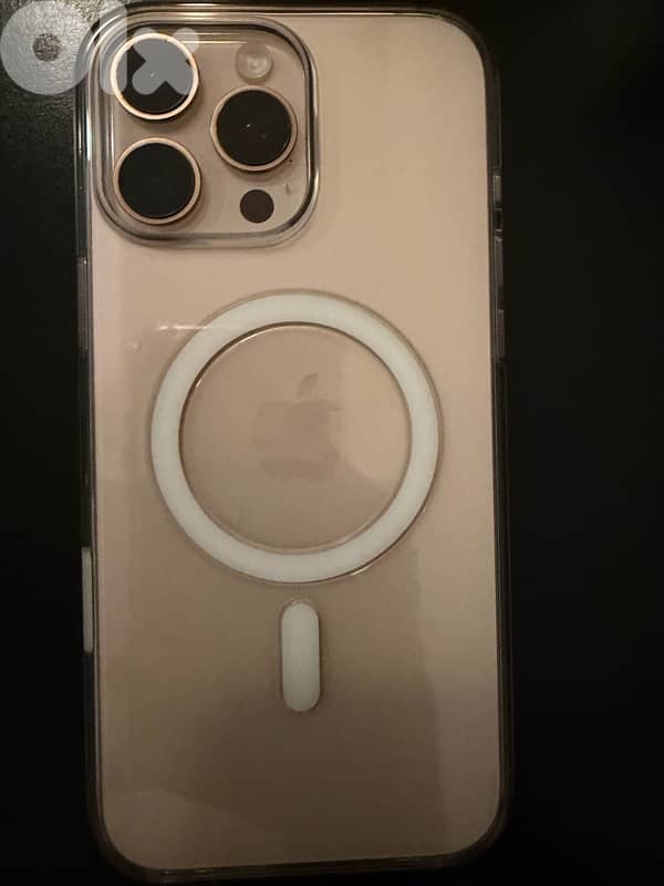 iphone 16 pro max desert titanium 256 gb with two apple covers 2