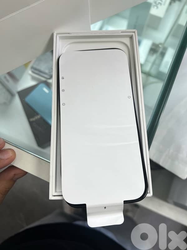 iphone16 pro battery health 90% 3