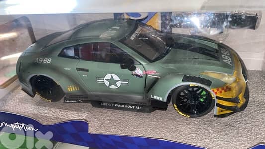 diecast nissan gtr r35 scale 1/18 model car
